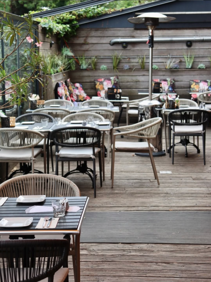 Terras van Restaurant Rodaen